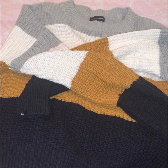 Urban Outfitters Sweaters - Very comfortable shirt. Only wore 2 times.